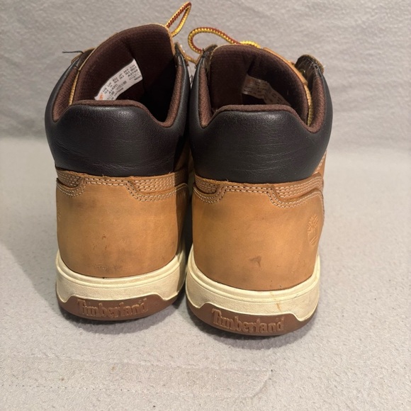 Timberland Chukka Tan Shoes Ankle Boots size 10.5